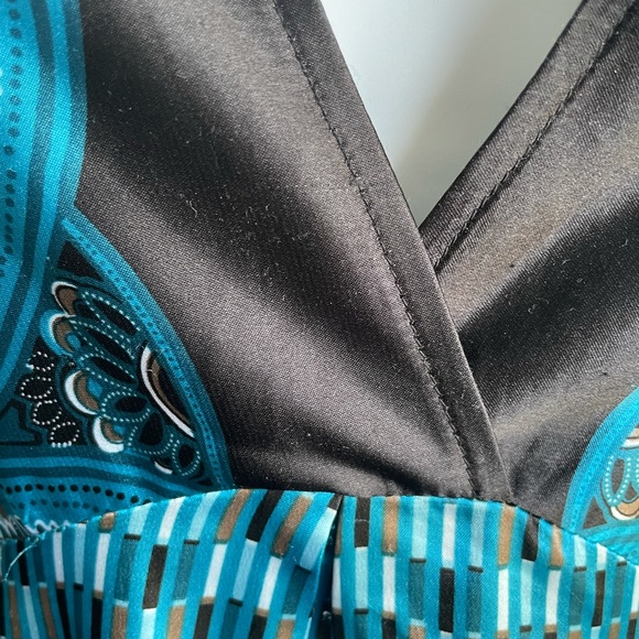 Kimono Style Deep Plunge V-Neck Paisley Blouse - Picture 3 of 7